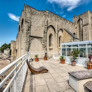 **** Отель Mercure Centre Palais Des Papes Франция