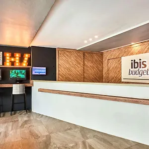 Ibis Budget Pearl 2*, Singapore Singapore