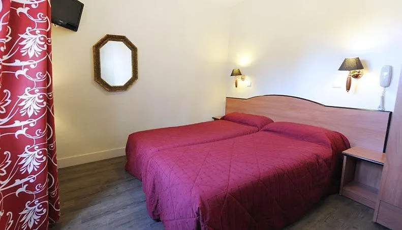 Grand Hotel De Turin Paris 3*,